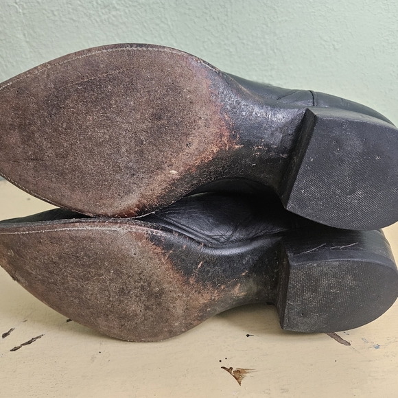 Heritage Boot Co. Black Western Boots - Picture 10 of 10